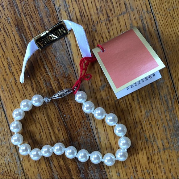 Menorca Brand Vintage Pearl Bracelet - Picture 7 of 7